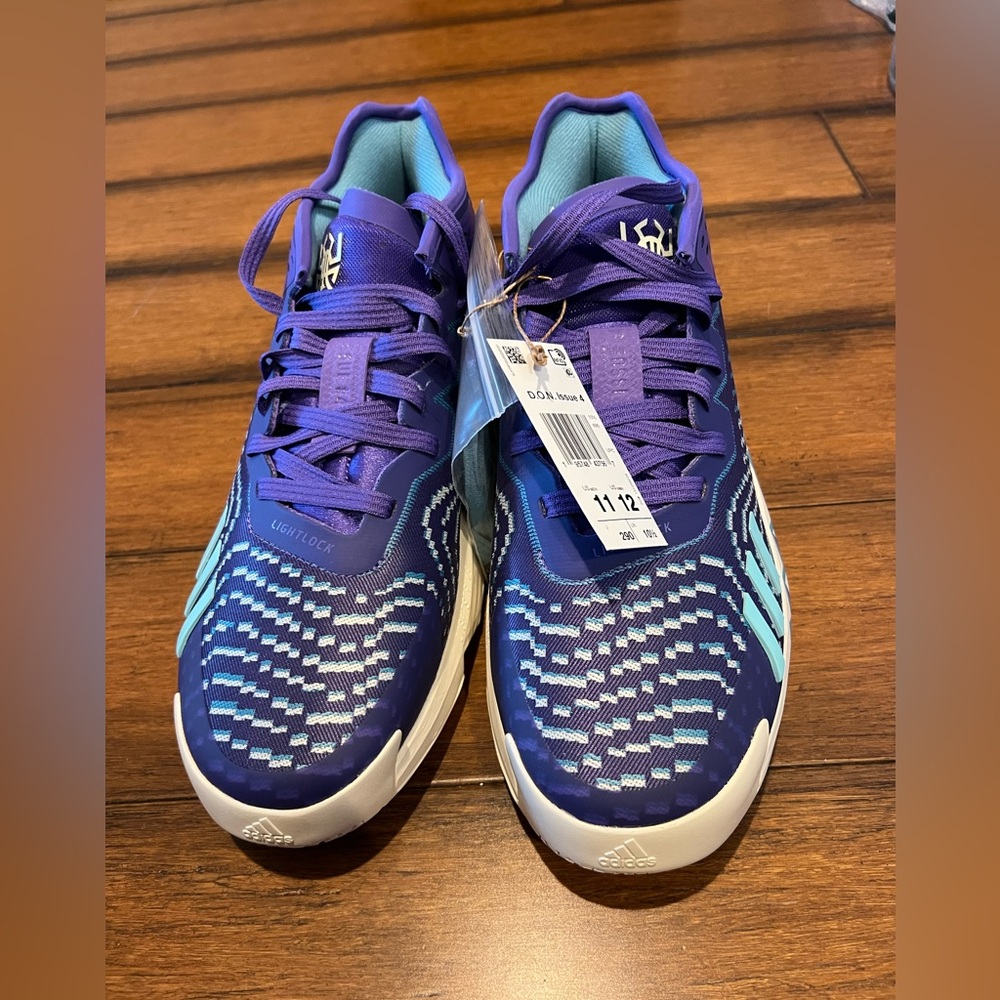NWT D.O.N Issue 4 Basketball Shoes